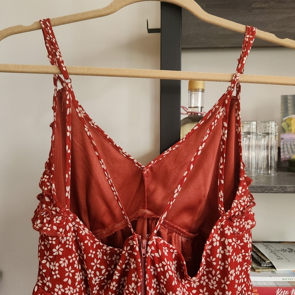 NWOT Trixxi Clothing Company Ladies Pretty Dress Size L (fits like M) Red - Picture 3 of 9